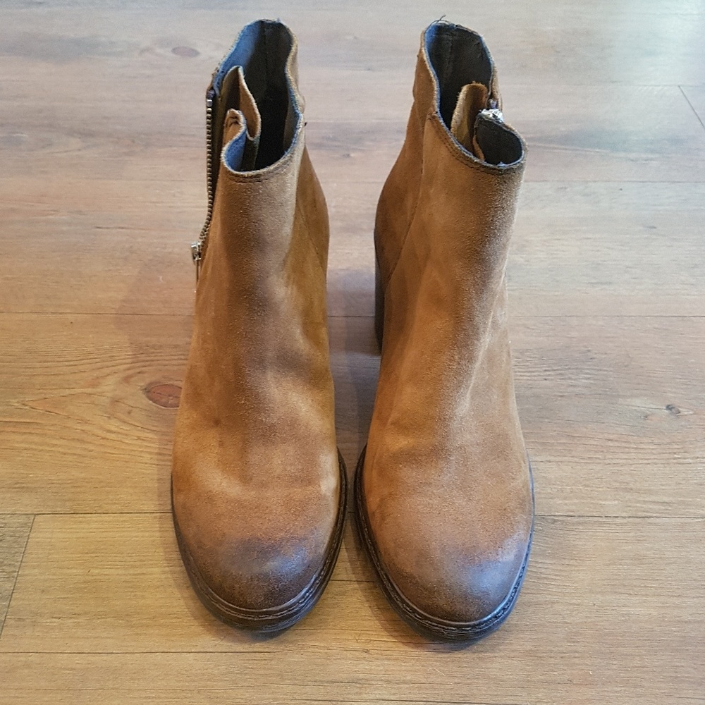 Brown's suede booties